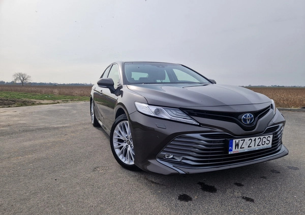 Toyota Camry cena 126000 przebieg: 64500, rok produkcji 2020 z Zdzieszowice małe 352